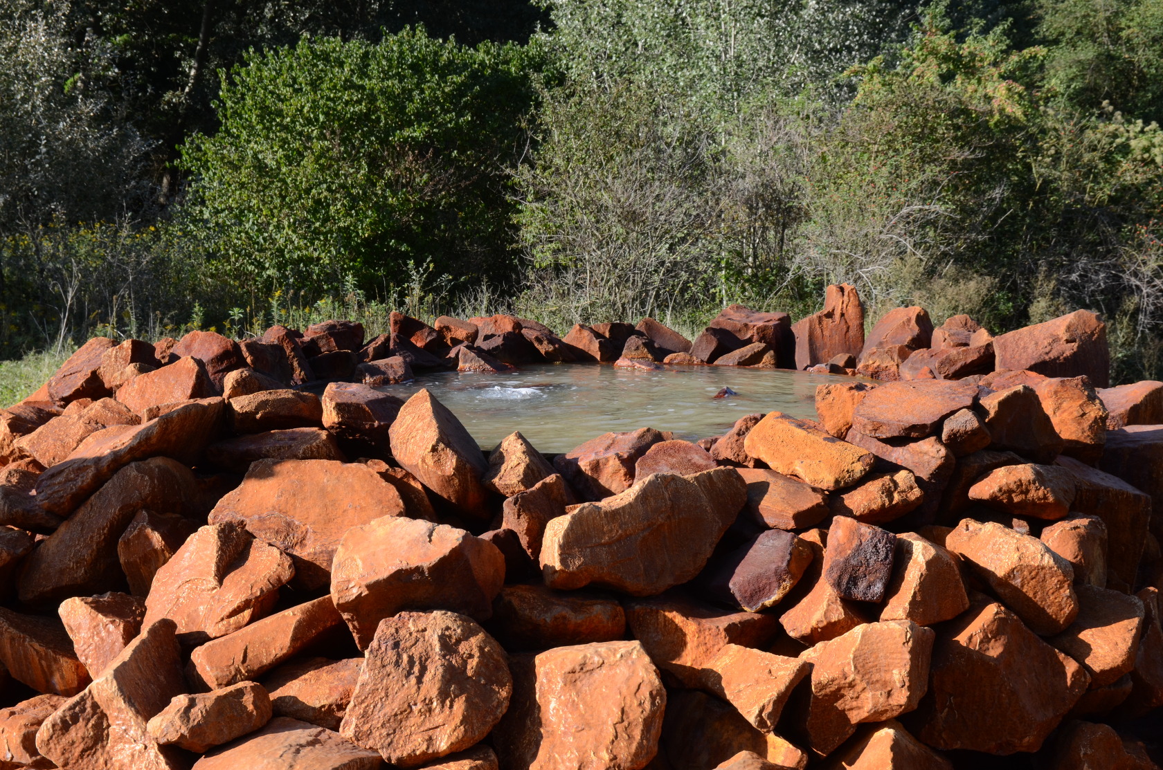 Am Geysir vor dem Ausbruch