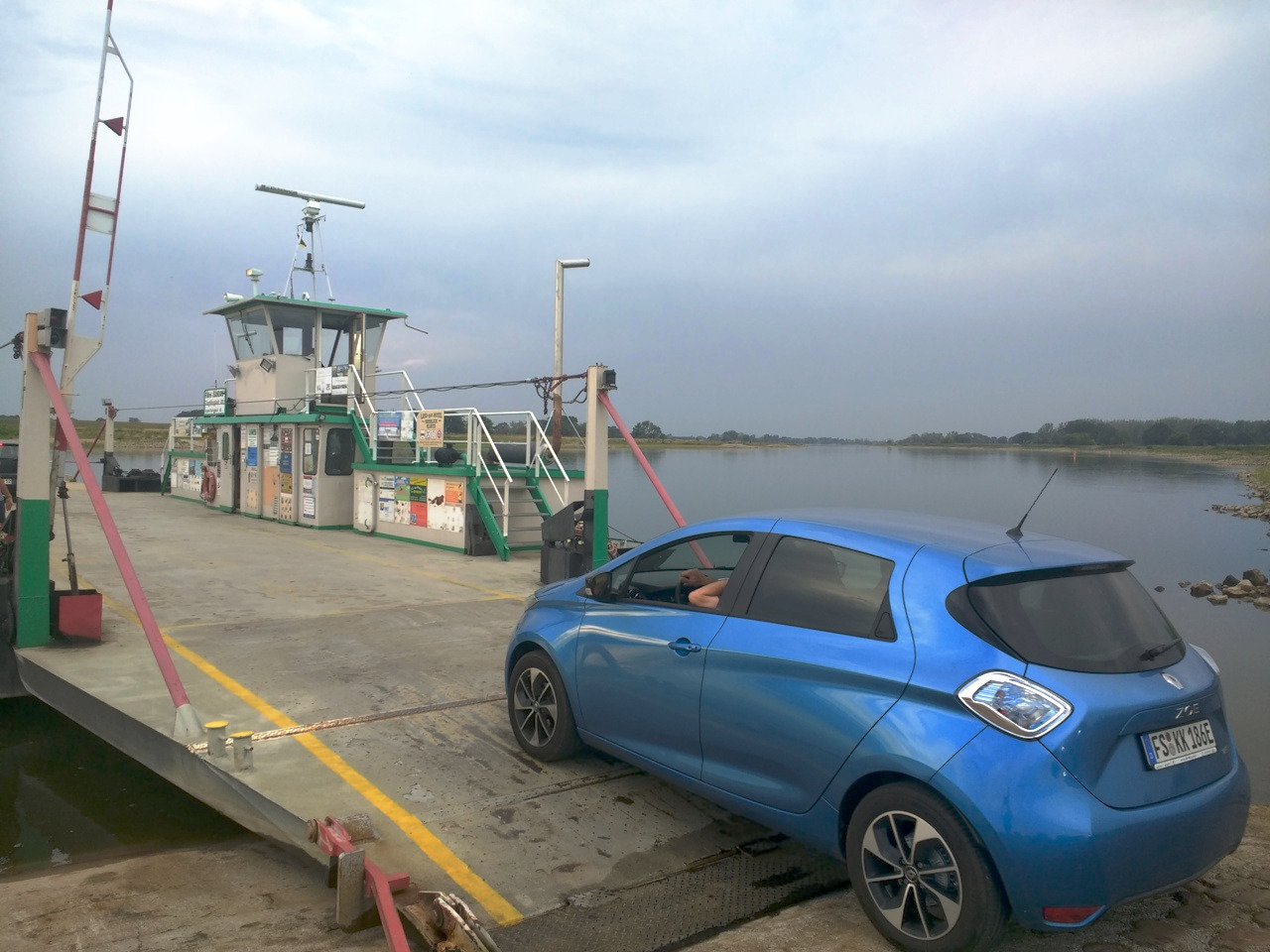 Fähre über die Elbe